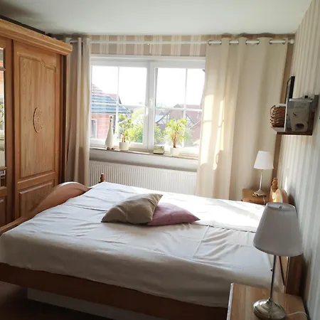 Ferienhof Pamp - Ferienwohnung Rhoenstreuner *