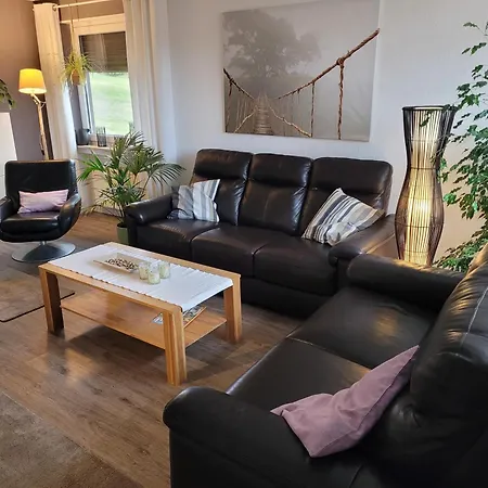 Ferienhof Pamp - Ferienwohnung Rhoenstreuner