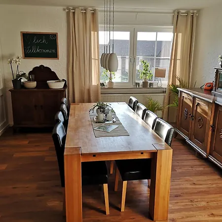 Ferienhof Pamp - Ferienwohnung Rhoenstreuner Apartman Burghaun